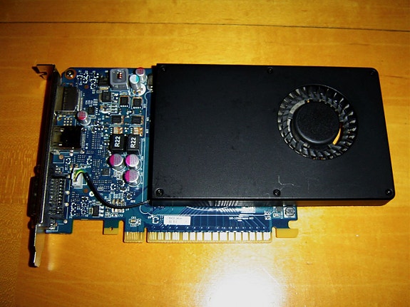 NÄYTÖNOHJAIN NVIDIA GEFORCE GTX 645 * DVI, HDMI, DISPLAYPORT