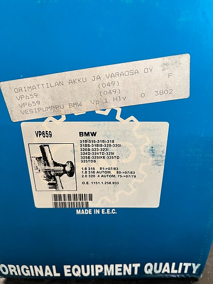 Vesipumppu BMW