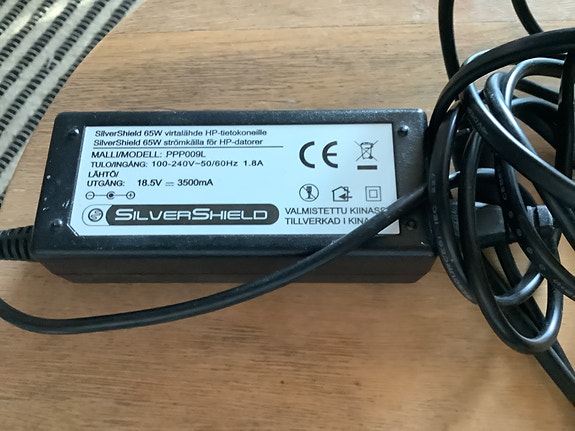 HP Kannettavaan virtalähde