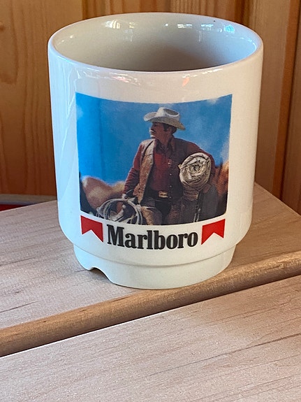 Arabia Kesti Malboro muki