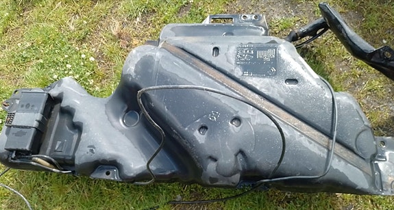 Renault Laguna II polttoainesäiliö bensatankki