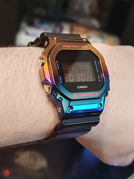 Casio G-shock rainbow limited edition kello