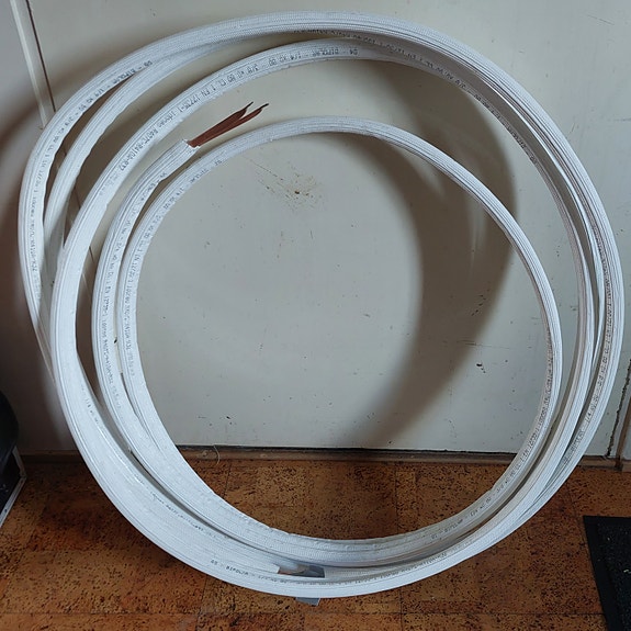 Ilmalämpöpumppu eristetty kupariputki,kupariputki 1/4"x3/8" määrämittaan tehtynä