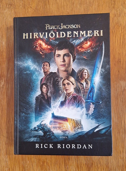 Rick Riordan: Percy Jackson - Hirviöidenmeri