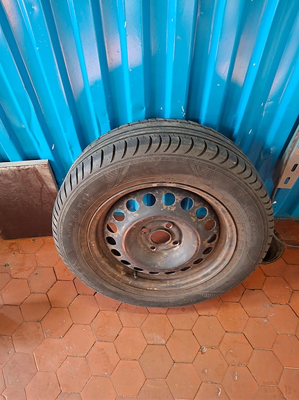 Opel Astran vanteet , kesärengas, 195/R65-15. 2kpl 185/R65-15 , 1kpl Opel vanne