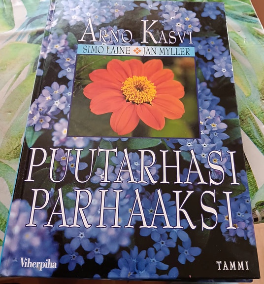 Arno kasvi kirja