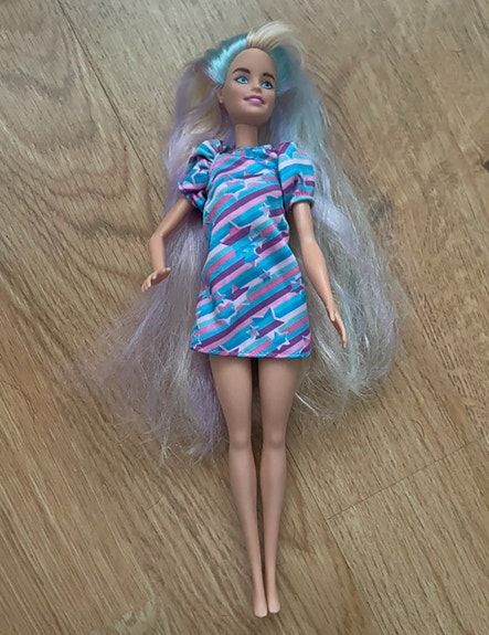 Barbie nukke