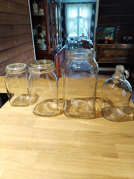 Karhulan keittiötölkit 2L, 3L, 5L ja lasipullo