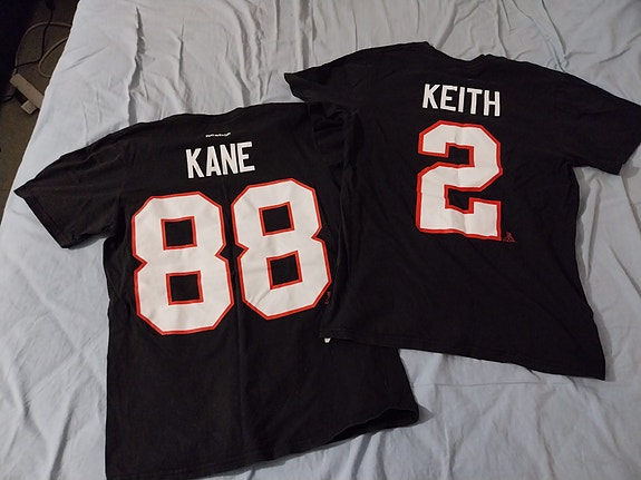 Patrick Kane ja Duncan Keith, Chigaco Blackhawks, T-Paita