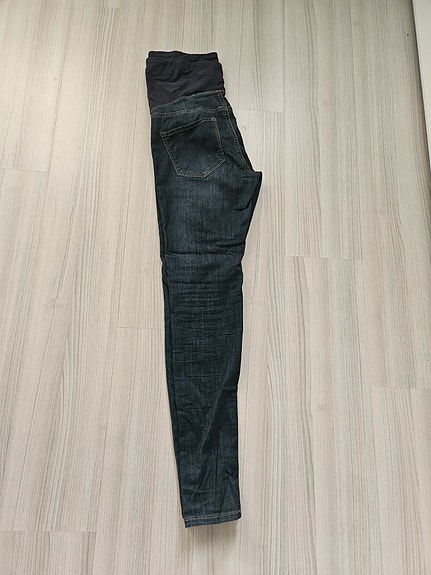 H&M äitiysfarkut koko 38