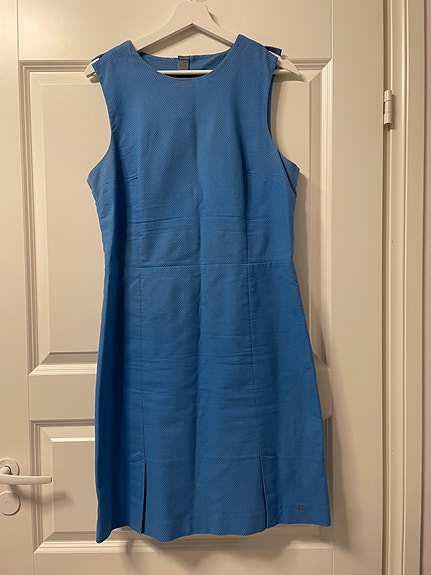 Sininen Hilfiger mekko