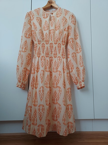 Vintage juhlamekko
