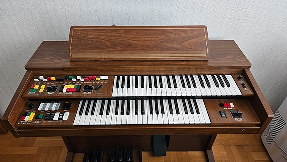 Yamaha Electone B-405