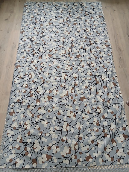 Marimekko, Lumimarja pöytäliina