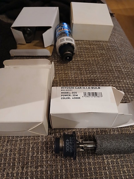 D2S xenon polttimot 4300k ja 6000k