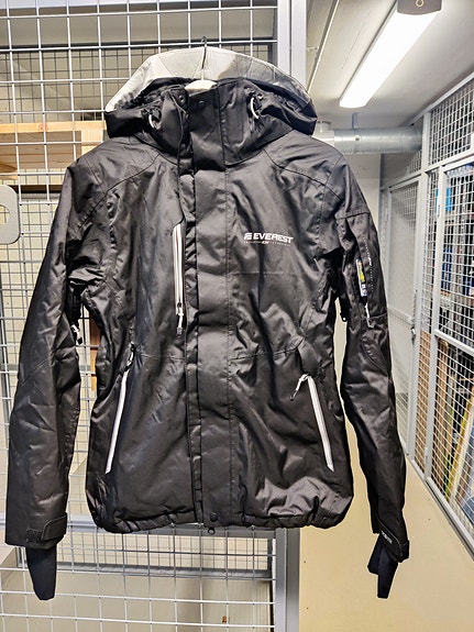 Product image 1 of 17