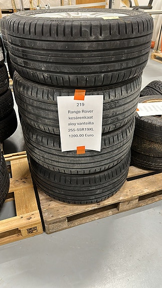 Kesärenkaat, Range Rover