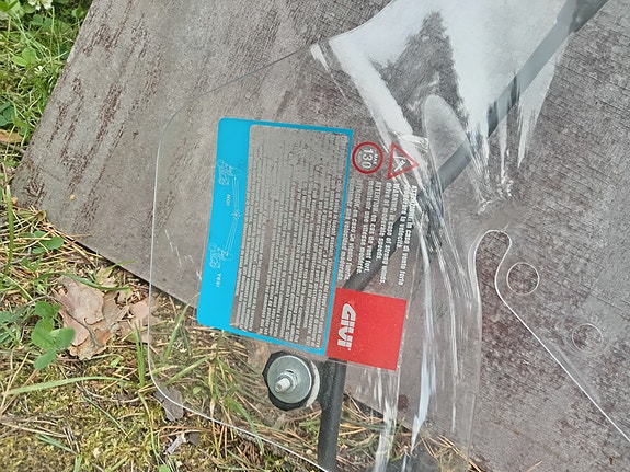 Tuulisuoja givi