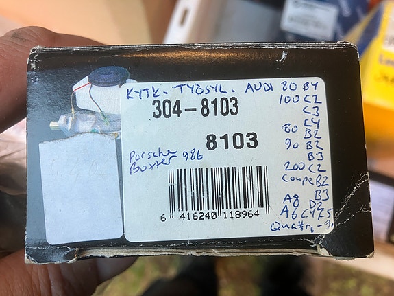 Audi 80/90/100/200/A6 Kytkimen Työsylinteri 86-97