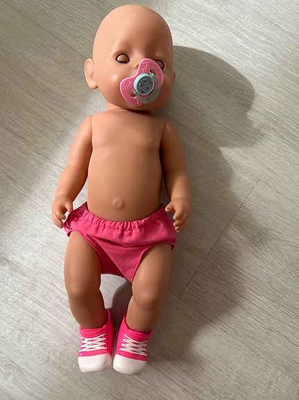 Baby Born nukke ja vaatteita