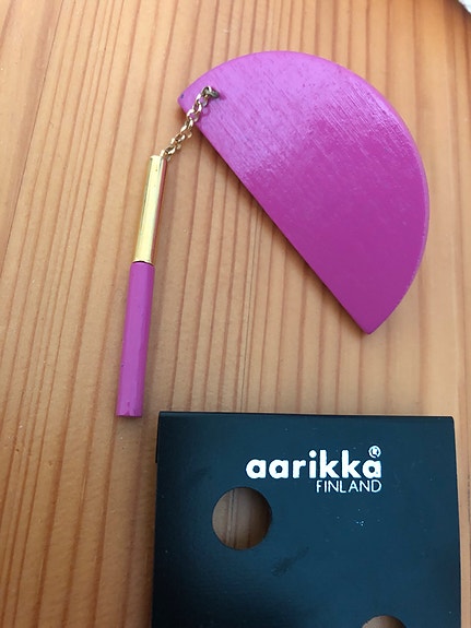 Aarikka rintaneula 1990-luku
