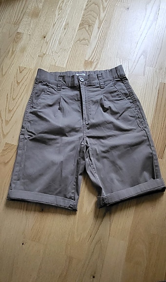 Chino-shortsit