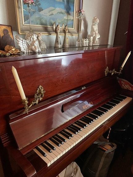 Hellas piano
