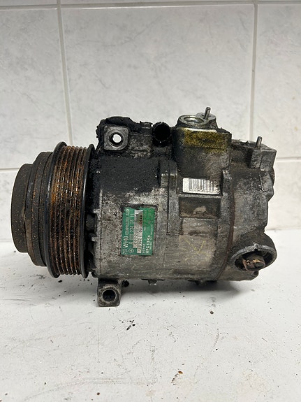 Mercedes-Benz E 430 V8 ilmastoinninkompressori