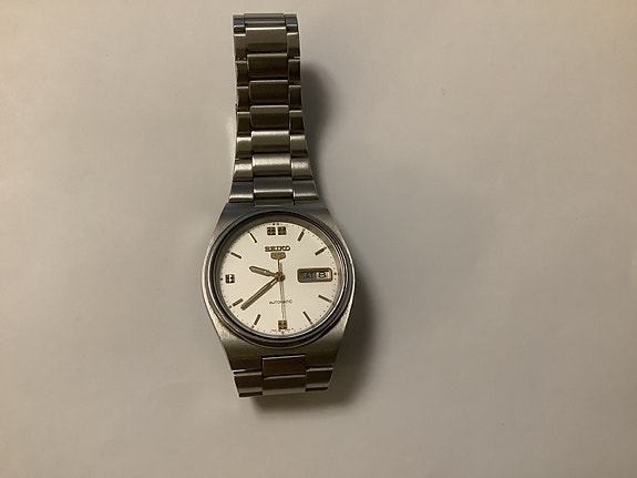 Seiko 5 rannekello.
