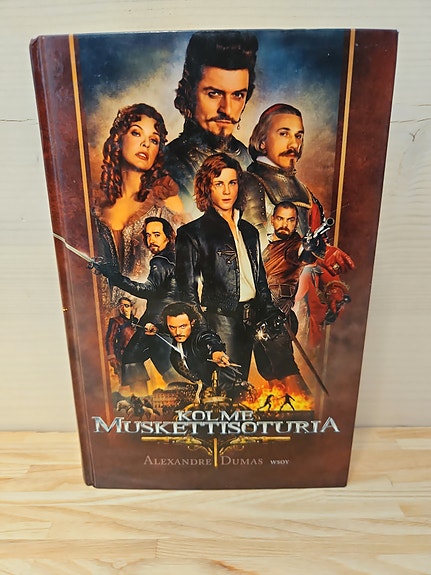 Kolme muskettisoturia, Alexandre Dumas