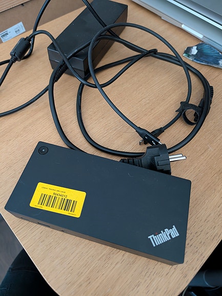 Lenovo Thinkpad Usb-C telakka