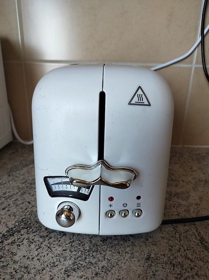 Leivänpaahdin DeLonghi Argento