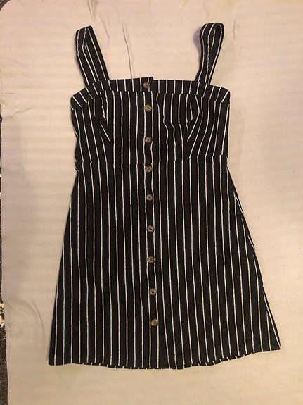 Hollister liituraitamekko, S