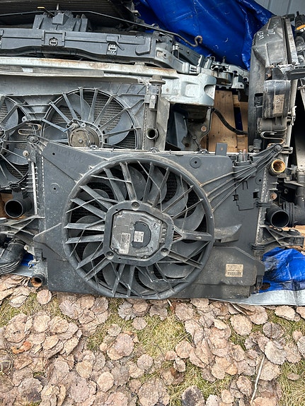 Volvo XC90 2.4 D5 Syyläripaketti