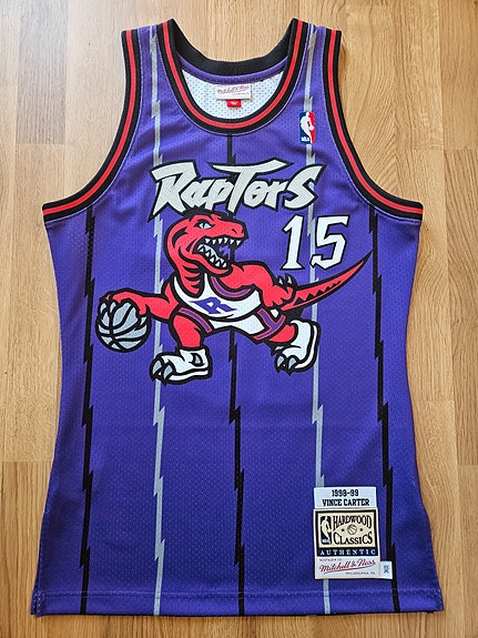 Mitchell & Ness Authentic NBA-pelipaita, Toronto Raptors Vince Carter #15