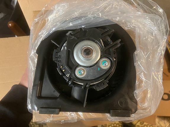 Opel Vectra-B Puhallinmoottori Ilmastoidut 96-02