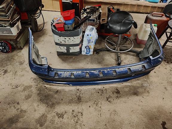 Bmw E46 vakio puskuri