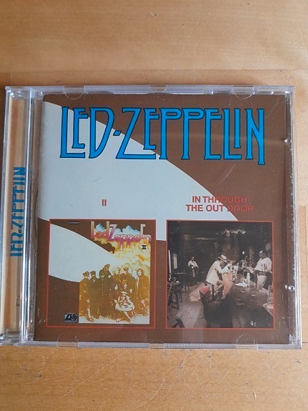 Led Zeppelin CD 2on1. Kaksi albumia yhdellä cd-llä. Postikulut : 8e