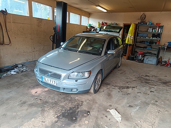 Volvo V50 2.0 Diiseli osina