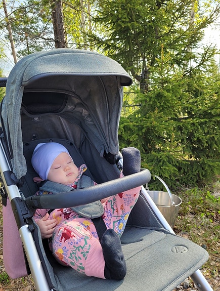 Valkoinen trikoopipo 60