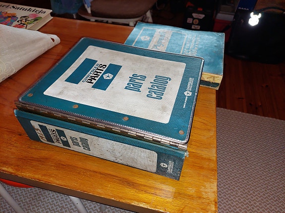 Chrysler, Amerikan malliston varaosa- ja korjaamokäsikirjat vuodelta 1965