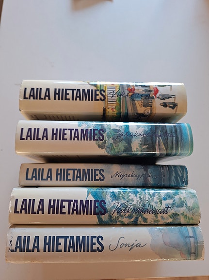 Laila Hietamies: Sonja -sarja, 5 kirjaa