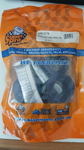 Nissan Maxima J30 & A32, Bluebird U13 & U14, SuperPro SPF-1217K uretaanipuslat.