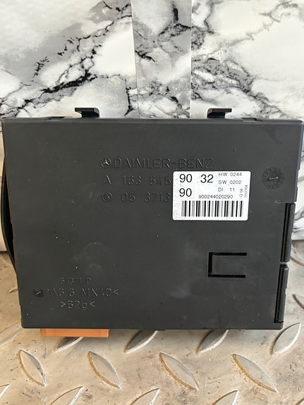 Mercedes Benz ML 270 cdi w164 AAM moduuli / ohjainboksi  A1635459032