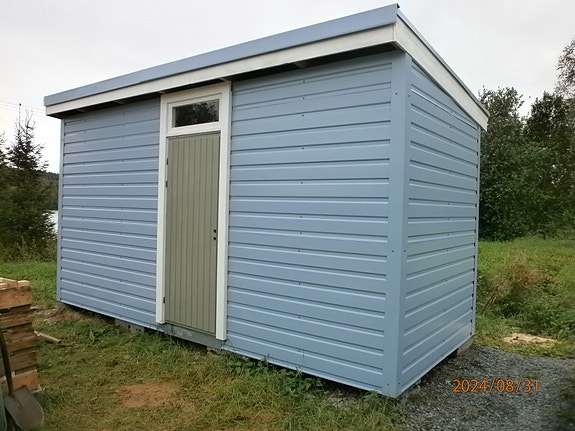 Varasto Rakennus 5x2,5x2,3m