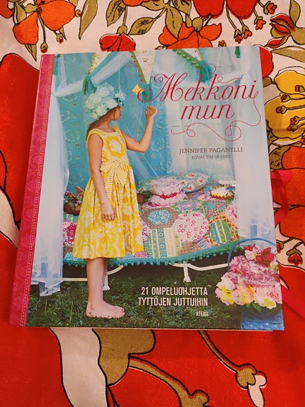 Jennifer Paganelli : Mekkoni mun