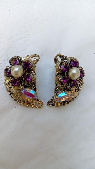 Product image 1 of 2