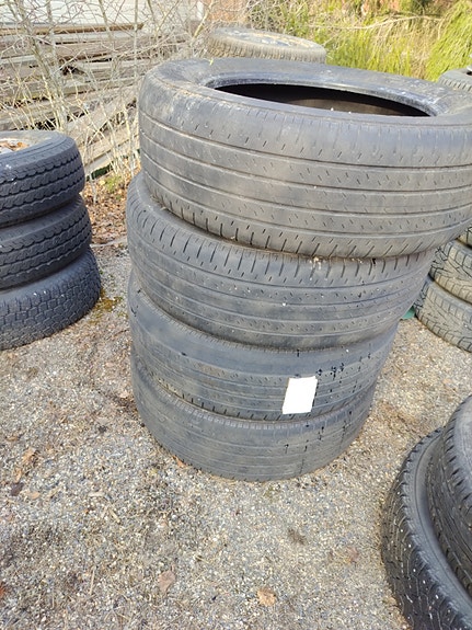Renkaat 225/60R18