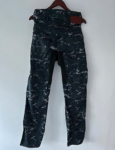 Product image 1 of 7