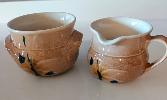 Kerman savi kermakko ja sokeriastia/salaattikannu